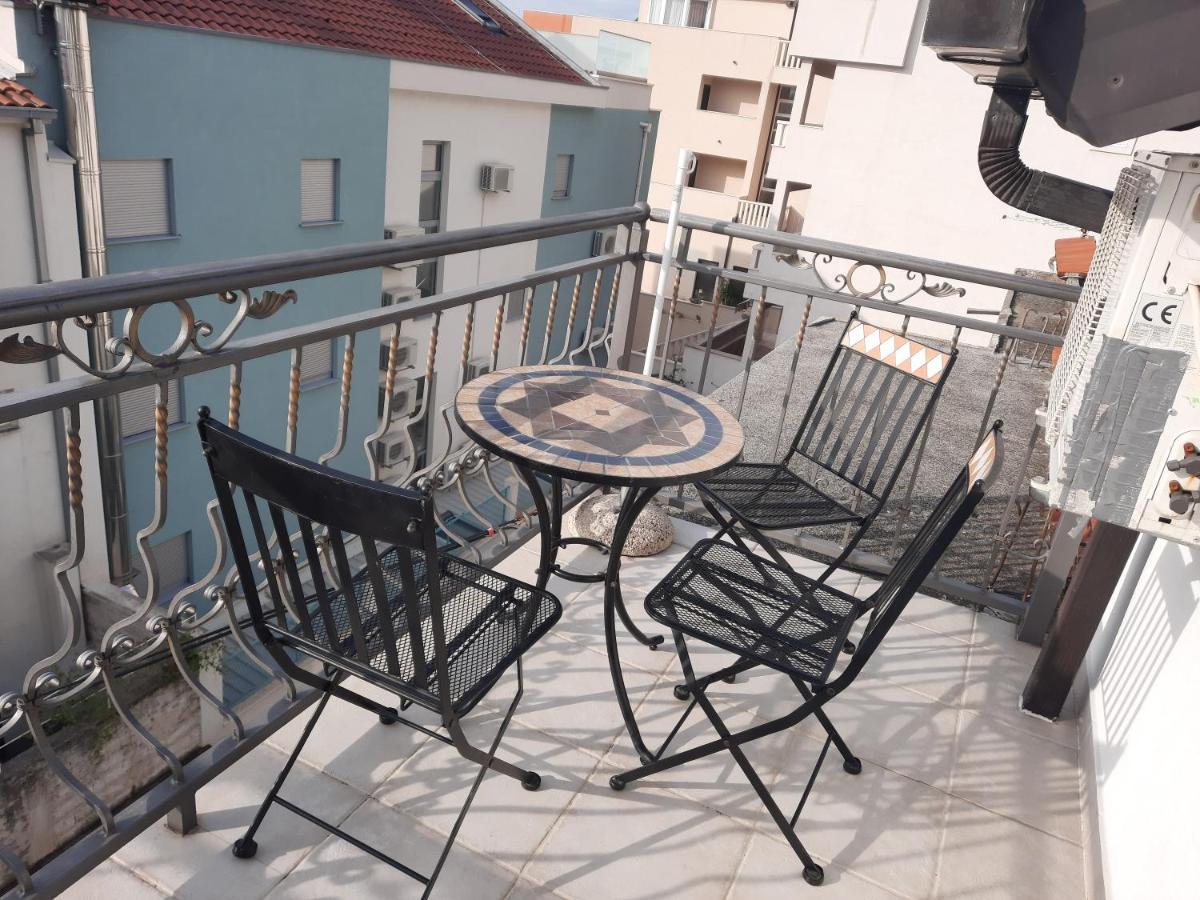 Apartments Rose Loboja มาคาร์สกา ภายนอก รูปภาพ